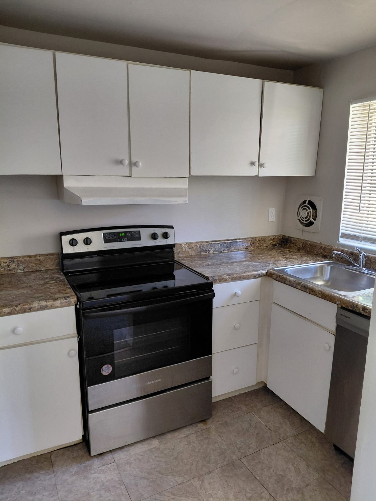 Kitchen renovation before